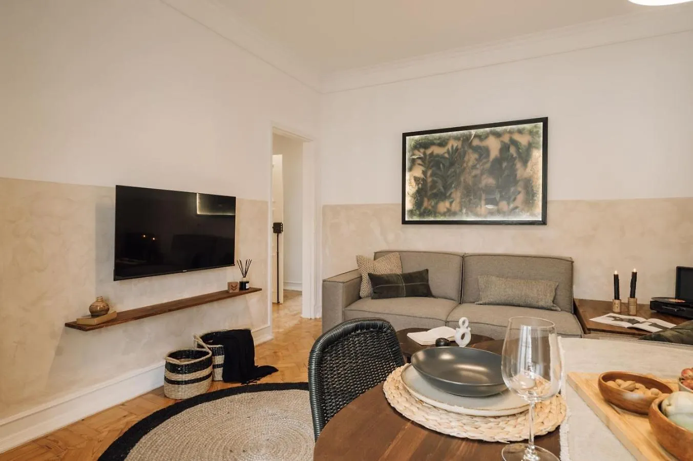 Meran - 3 Bedrooms And Terrace In Alvalade 리스본 포르투갈